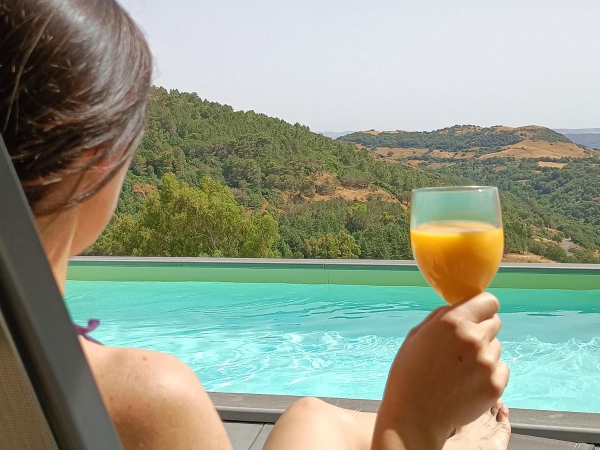 Tuffudesu Experience (Adults Only) Bed & Breakfast Osilo ภายนอก รูปภาพ