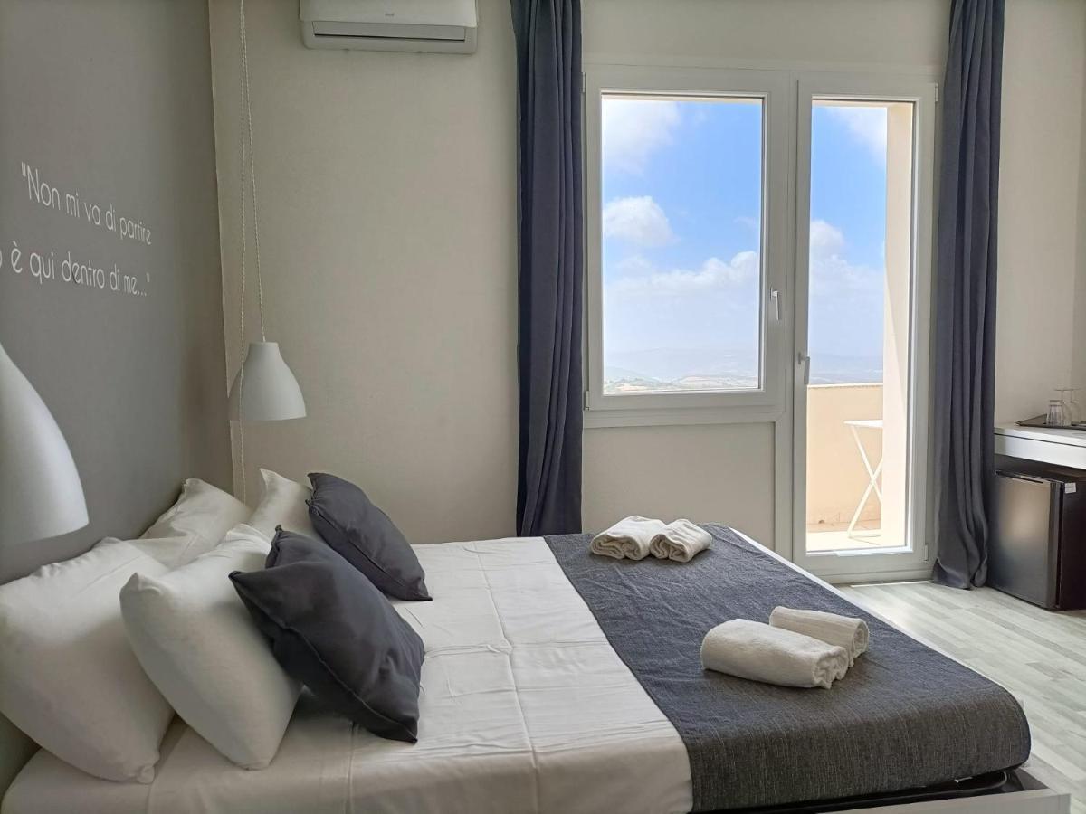 Tuffudesu Experience (Adults Only) Bed & Breakfast Osilo ภายนอก รูปภาพ