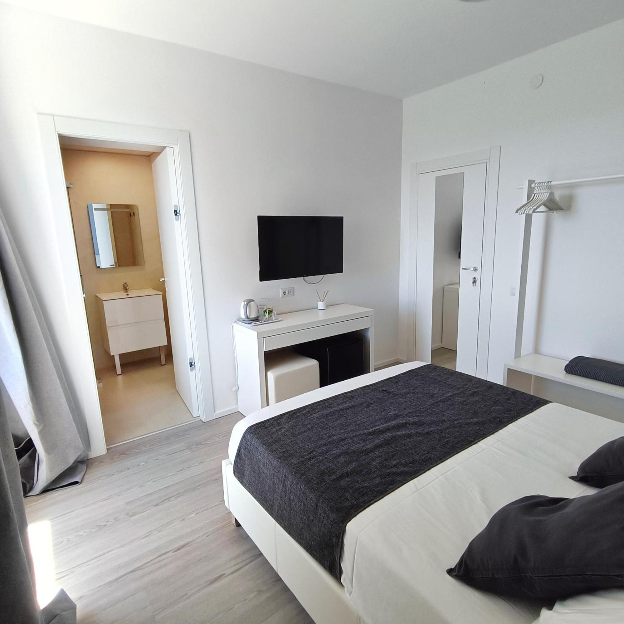 Tuffudesu Experience (Adults Only) Bed & Breakfast Osilo ห้อง รูปภาพ