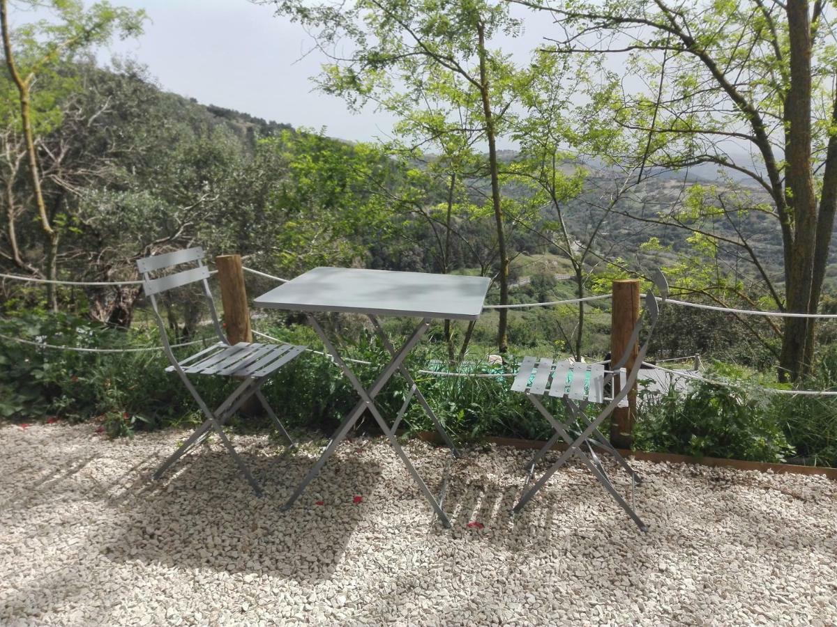 Tuffudesu Experience (Adults Only) Bed & Breakfast Osilo ภายนอก รูปภาพ